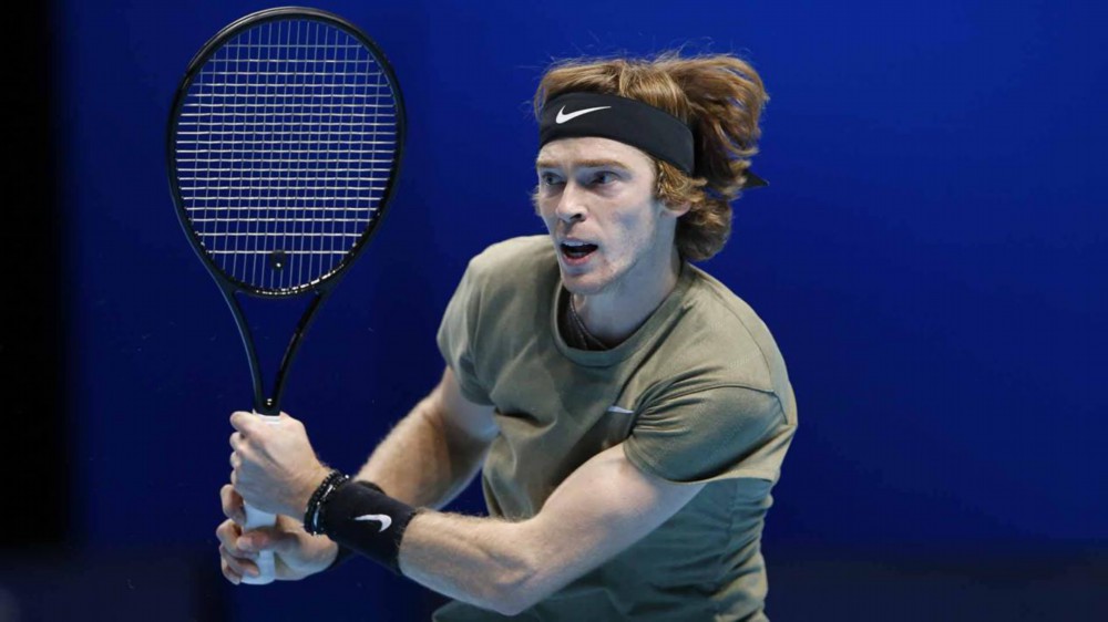 攻击手几乎 攻击手几乎